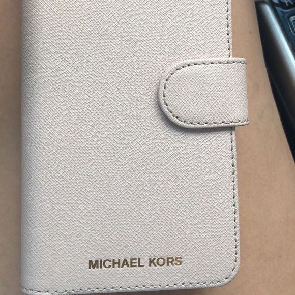 Michael Kors | Accessories | Micheal Kors Iphone X Wallet Case | Poshmark